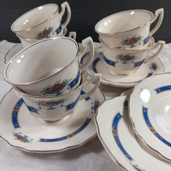 Myott Teacups & Saucers Fruit in Urn MYO100 Blue Band Scalloped Set of Six (6) S - Picture 1 of 10